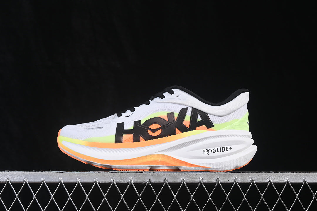 HOKA ONE Clifton Pro