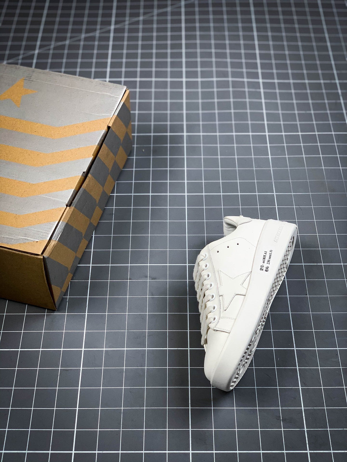 Golden Goose Super Star White