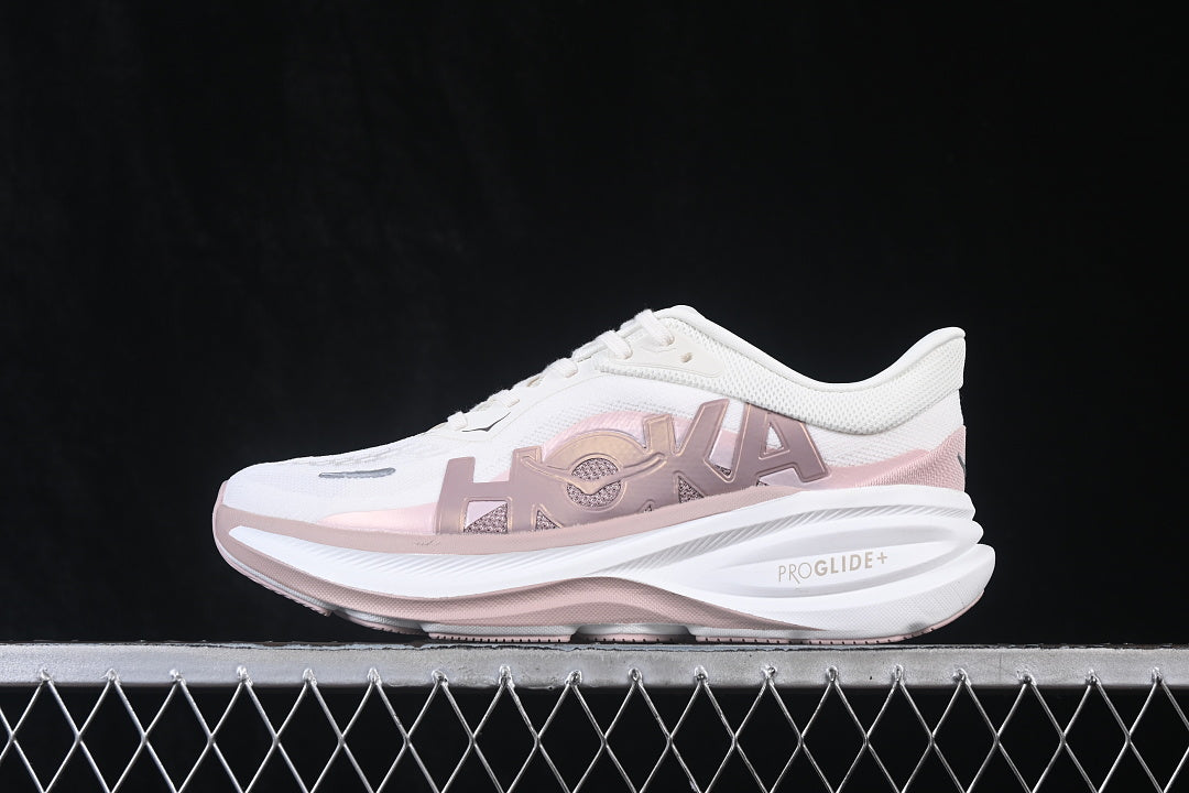 HOKA ONE Clifton Pro