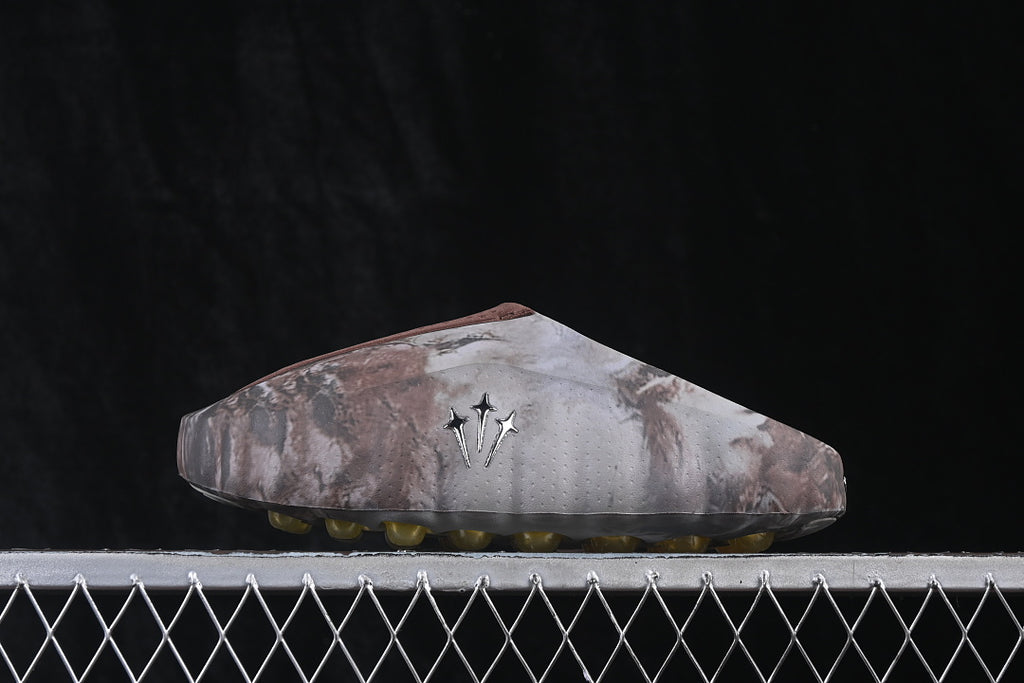 Nike ReactX Recovery Mule - Brown And White