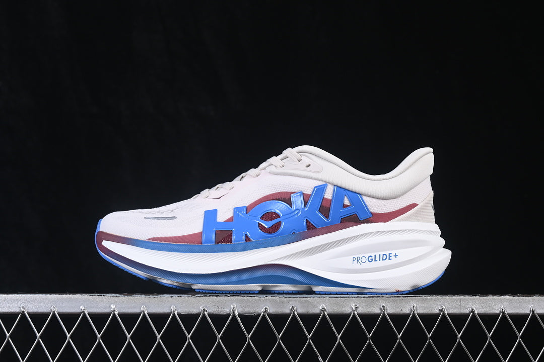 HOKA ONE Clifton Pro