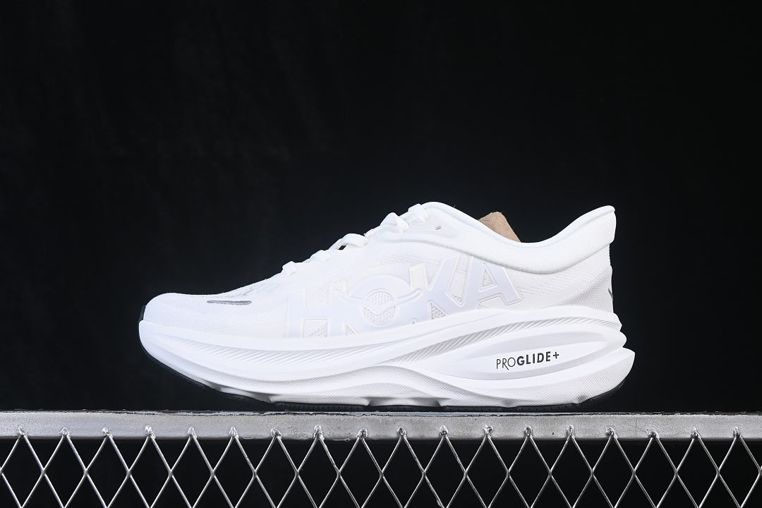 HOKA ONE Clifton Pro